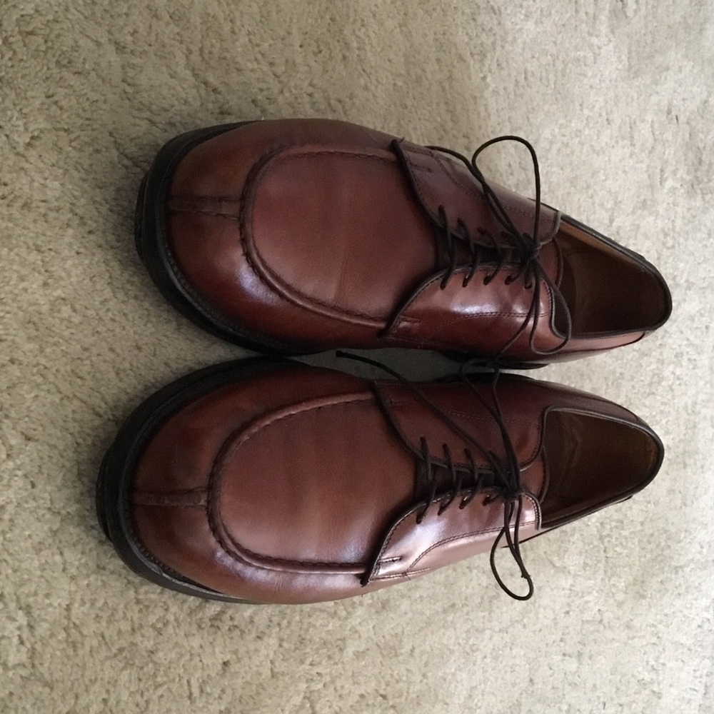 Allen Edmonds Men's Rich Brown Leather Derbys